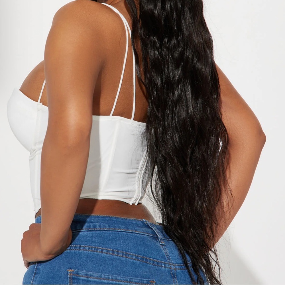 NWOT Fashion Novella White Crop - Picture 2 of 5